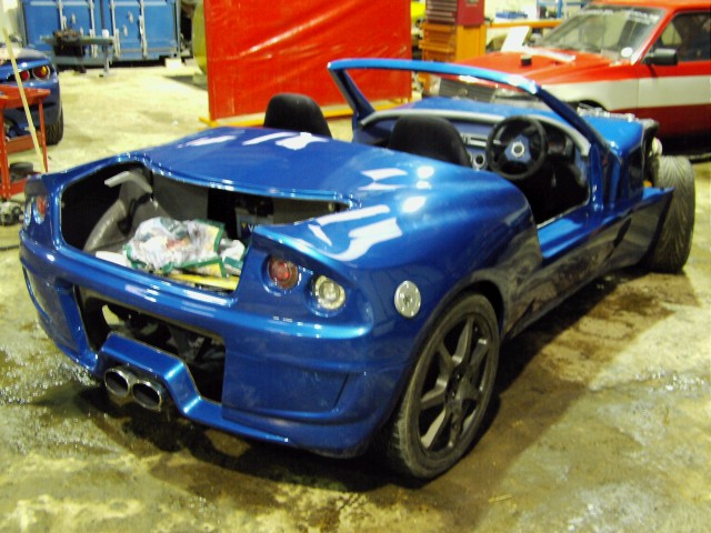 One of the first shots of the new Subaru-blue demo Murtaya being reassembled.
